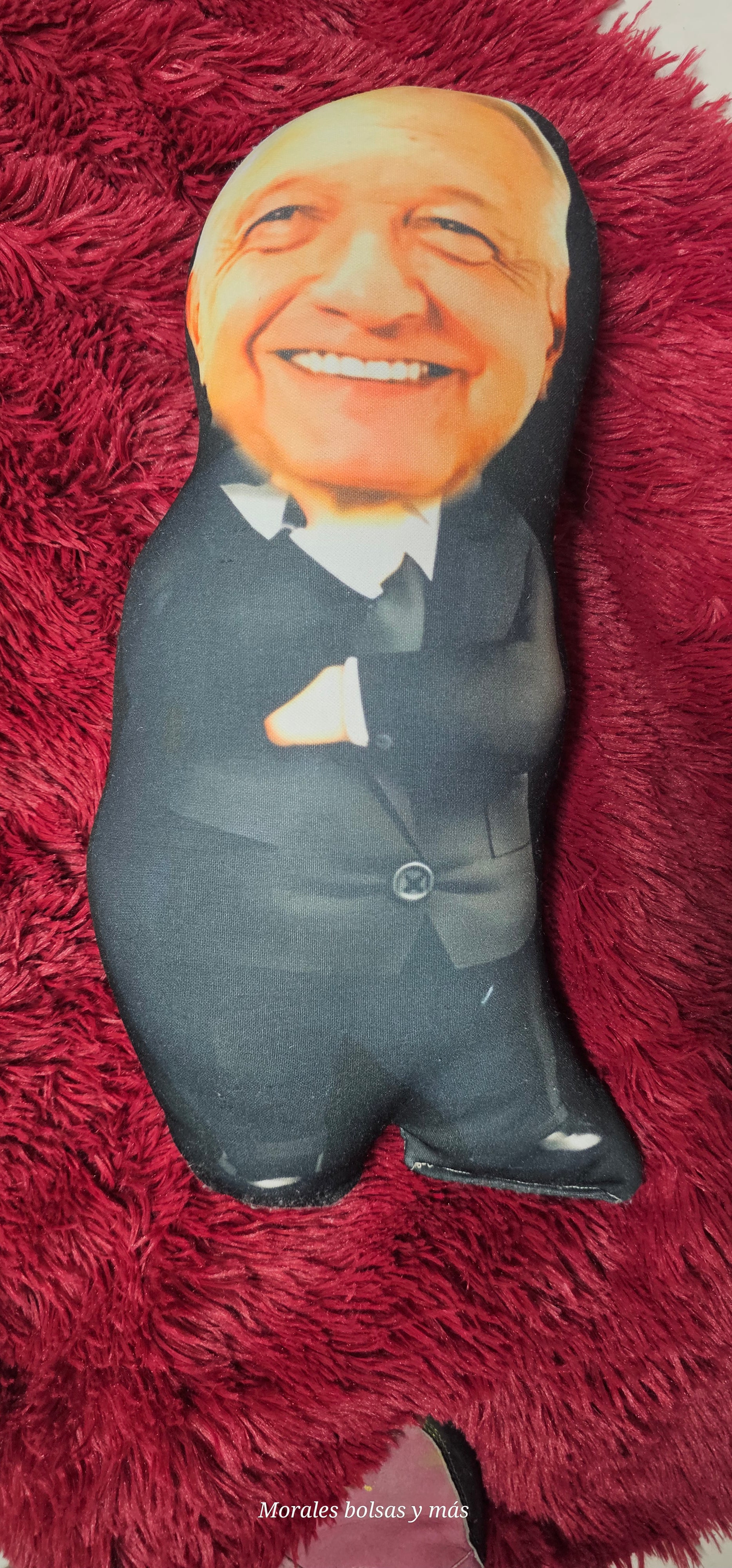 Amlo  cojín silueta
