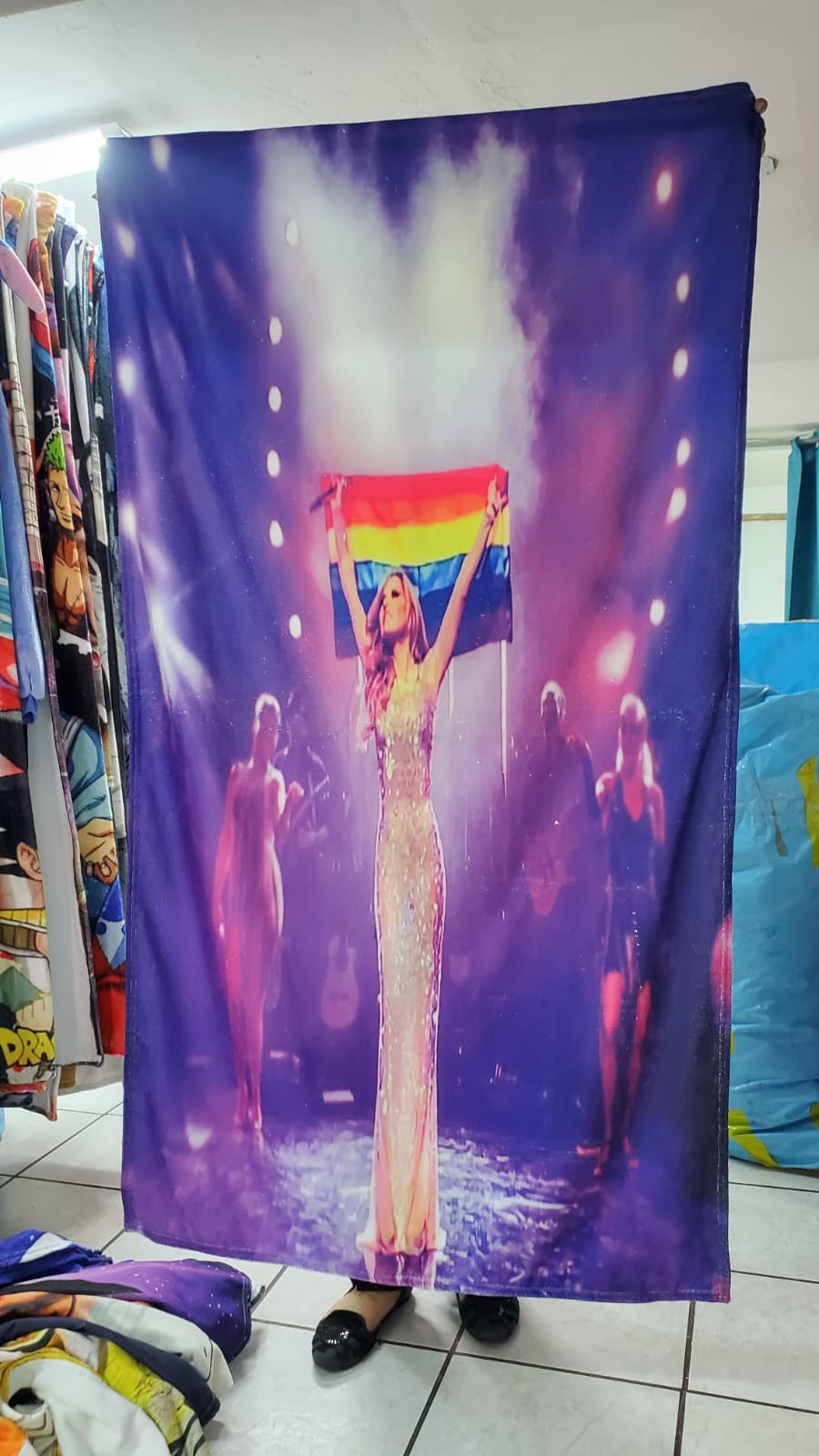 Gloria Trevi toalla